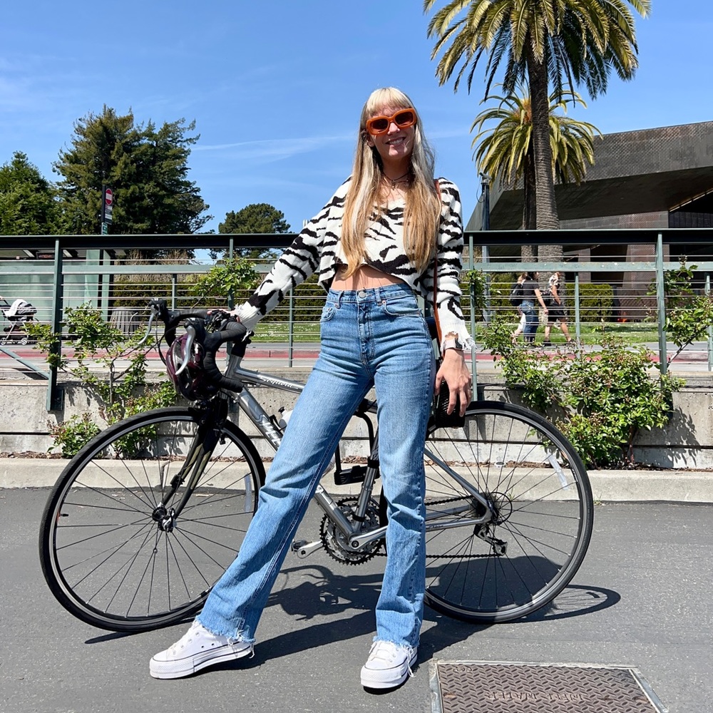 Meet your Posher, Harley